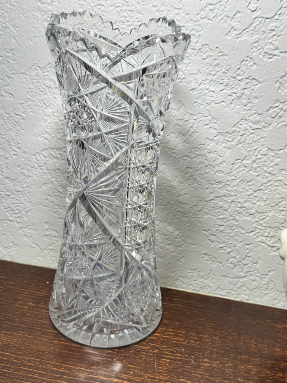 Antique American Brilliant Period Cut Glass Corset Vase 10” Tall Crystal - Picture 6 of 9